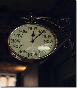 clock,now,time,wow,,boo,clocks-e8537d2ba8908bc750a3a1cf0205d540_h